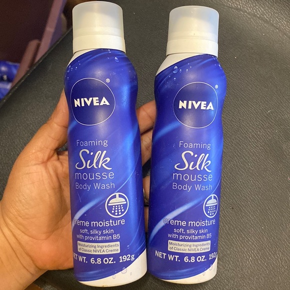 Nivea Bath & Body Lot Of 2 Nivea Foaming Silk Mousse Body Washed